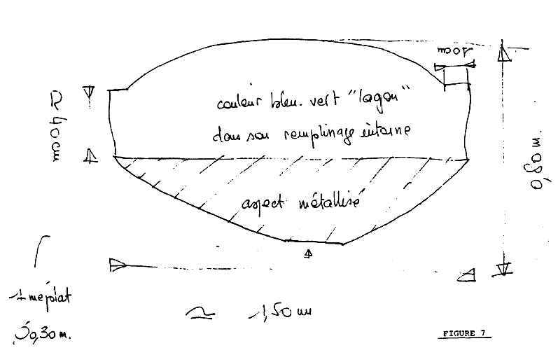 Dessin de l'objet par le témoin, objet discoïdal un peu irrégulier de 0,8 m de hauteur et 1,5 m de diamètre, couleur bleu-vert lagon dessus, et aspect métallisé dessous